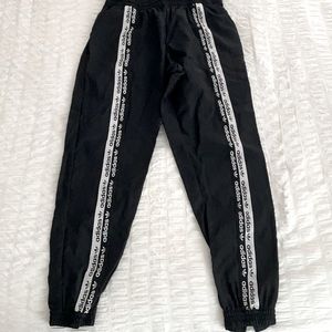 ADIDAS Trackpants